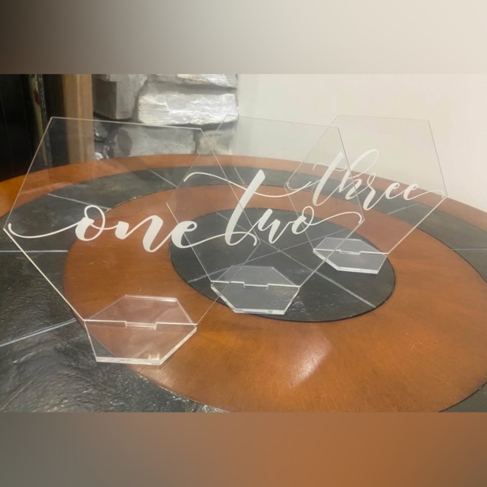 Table Number Signs: 1-20 & Head Table